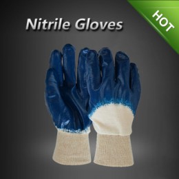 N5102 Nitrile gloves